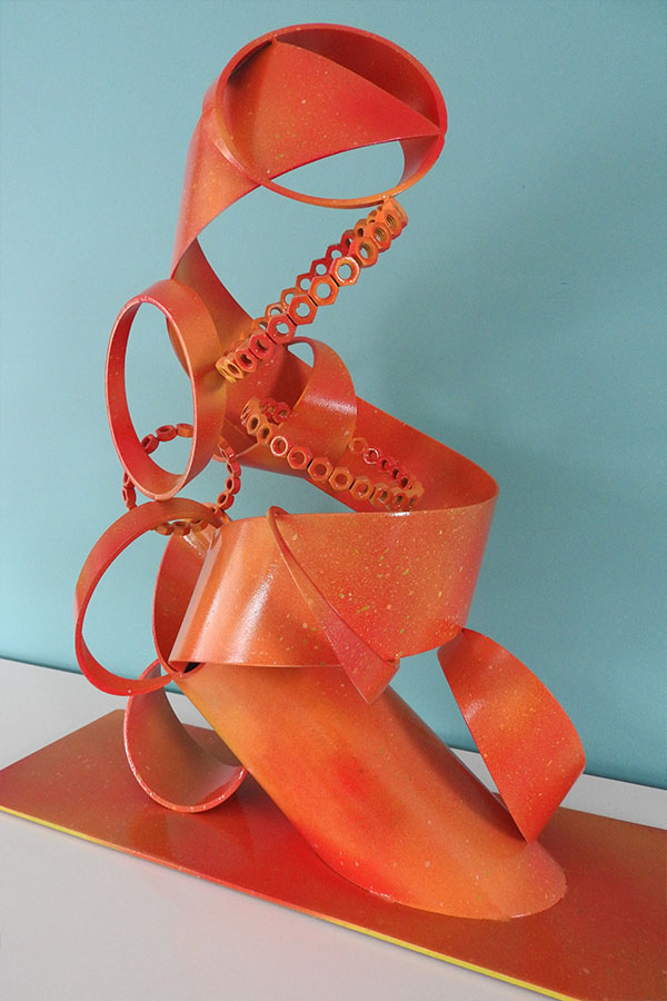 Sculpture inox Couleur Orange et Jaune  Melarancia  Vernis brillant Acier inox vernis - William David
