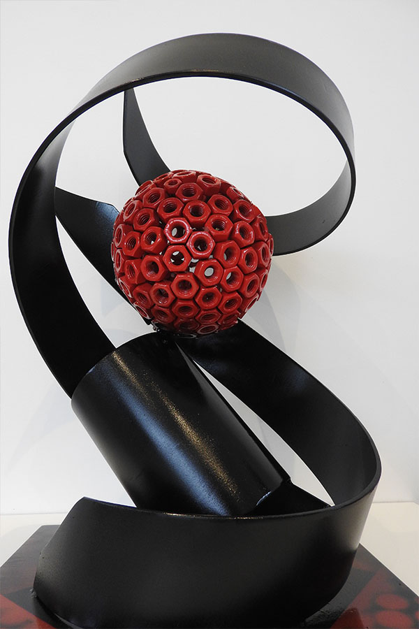 Sculpture inox Noir et Rouge  Redbull   Vernis brillant Acier inox  - William David