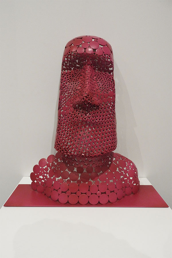  Statue Moai Giorgio  Bordeaux vernis brillant Acier inox