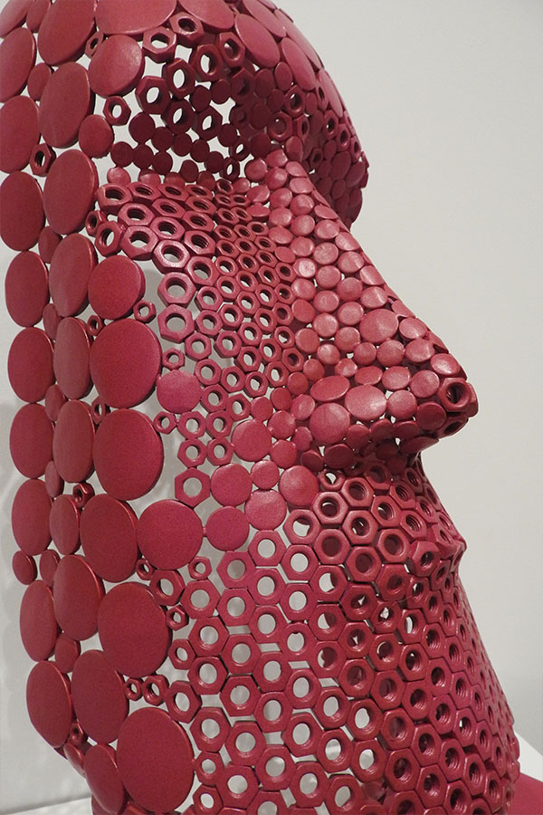  Statue Moai Giorgio  Bordeaux vernis brillant Acier inox