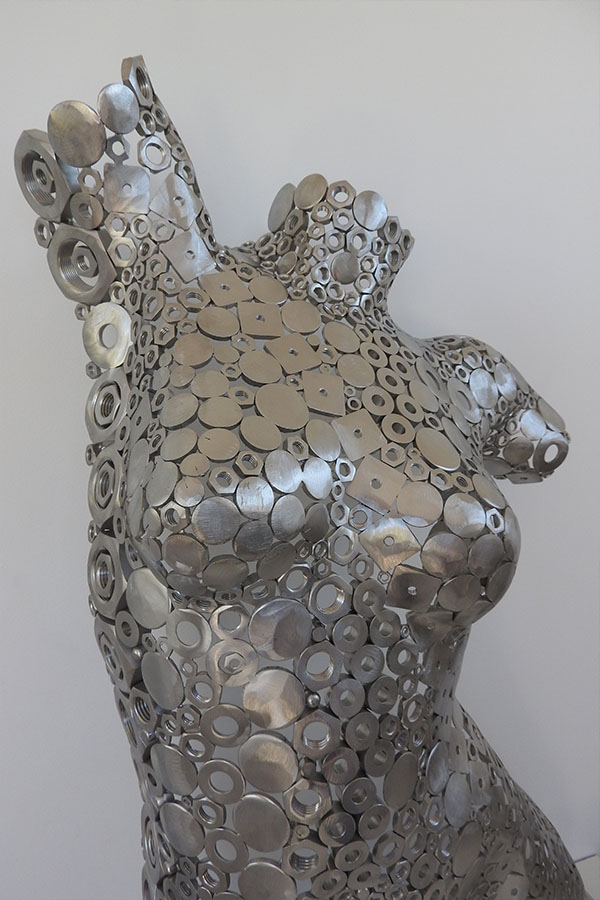  Sculpture femme Kaillia   vernis brillant Acier inox